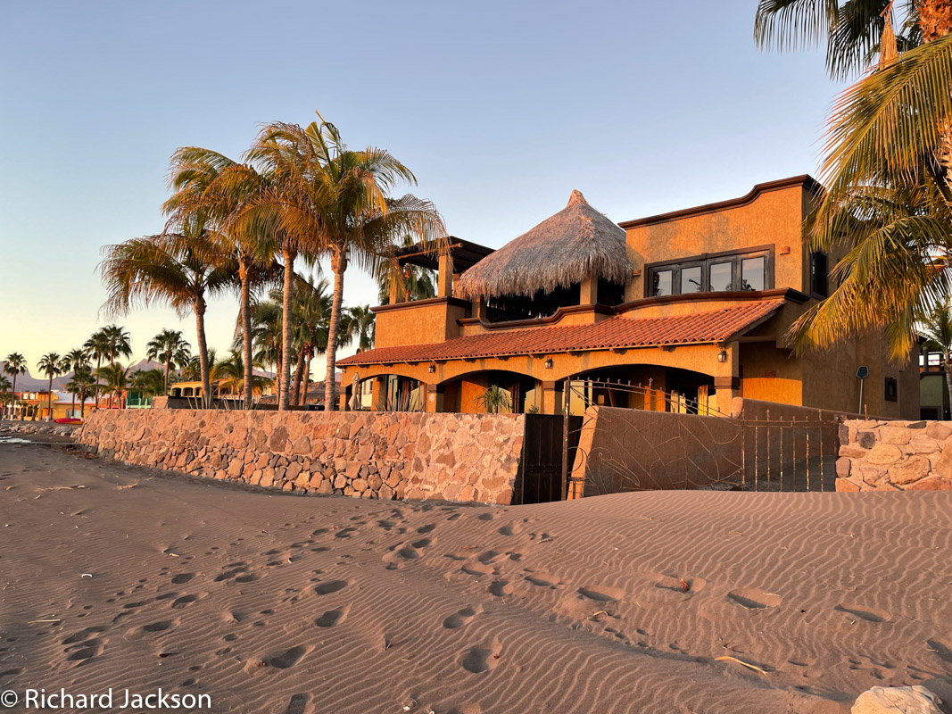 One of a Kind Colonial Home With Pool & Casita in Loreto: Casa la playa sandy beach