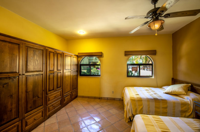 One of a Kind Colonial Home With Pool & Casita in Loreto: Two beds in downstairs courtyard side bedroom