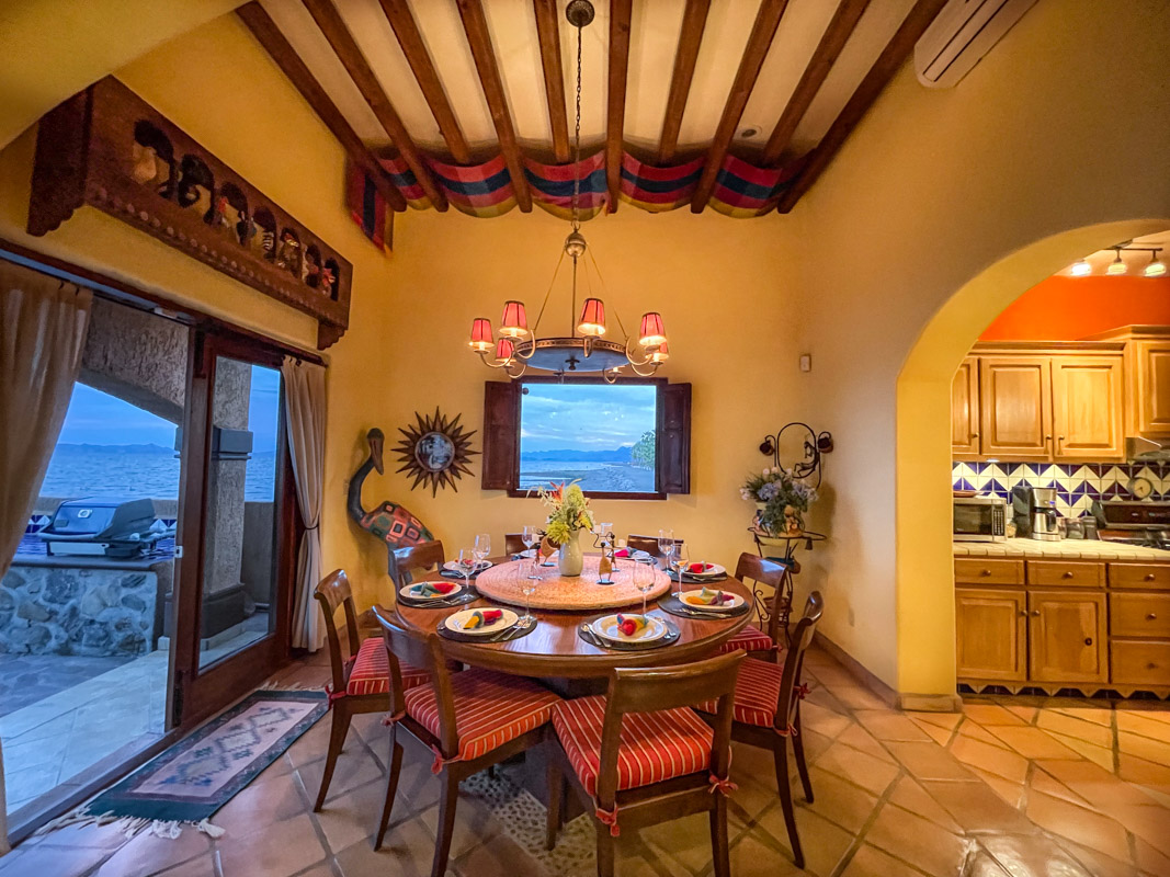 One of a Kind Colonial Home With Pool & Casita in Loreto: dining and kitchen