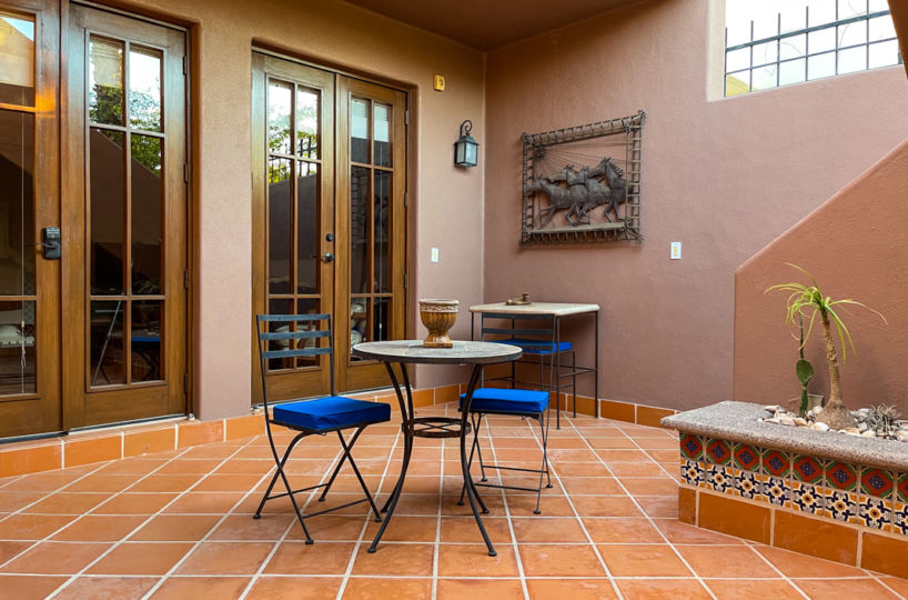 One bedroom casa in Loreto bay great mountain views from terrace: interior courtyard