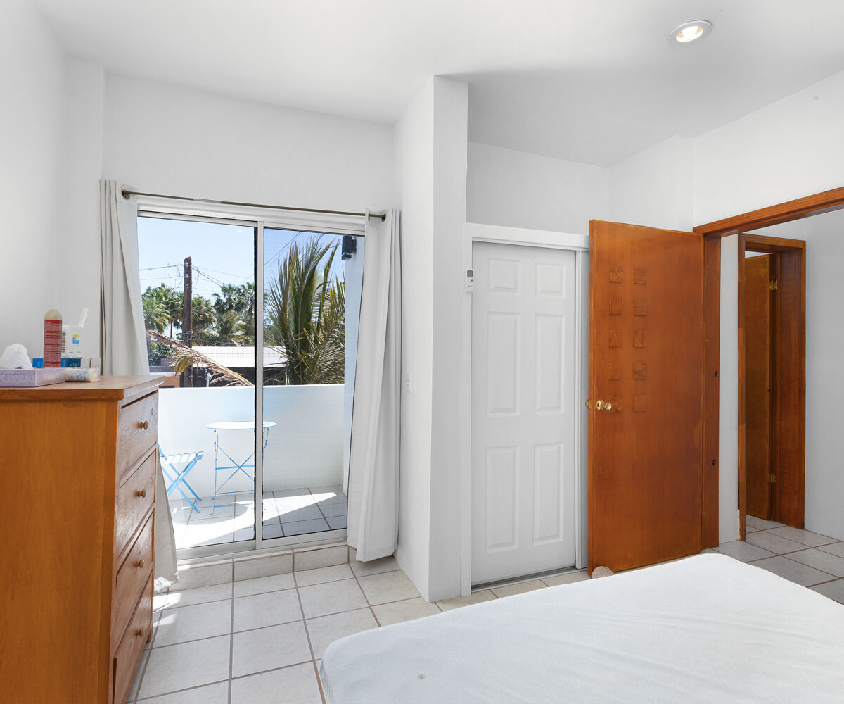 4 Apartment Complex Located Steps From The Beach In Historic Beachside Town Of Loreto, Baja Sur