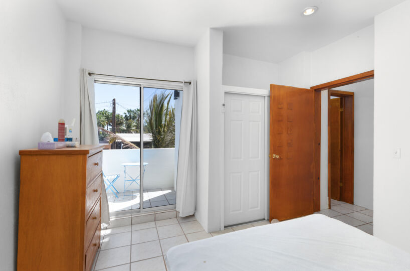 4 Apartment Complex Located Steps From The Beach In Historic Beachside Town Of Loreto, Baja Sur