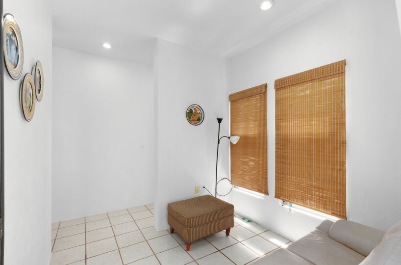 4 Apartment Complex Located Steps From The Beach In Historic Beachside Town Of Loreto, Baja Sur