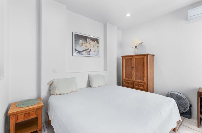 4 Apartment Complex Located Steps From The Beach In Historic Beachside Town Of Loreto, Baja Sur