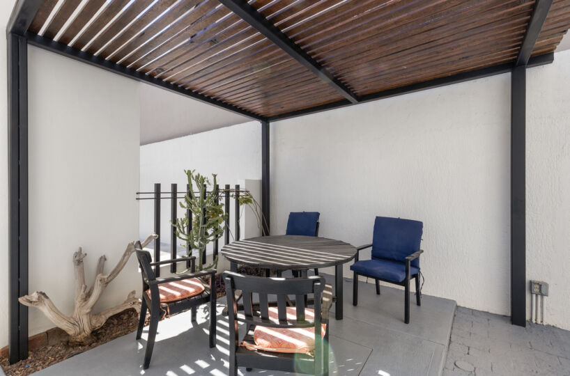 4 Apartment Complex Located Steps From The Beach In Historic Beachside Town Of Loreto, Baja Sur