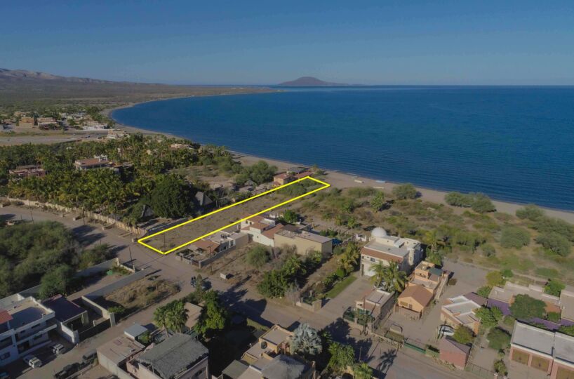 La Negrita Beachfront Land on Calle Davis