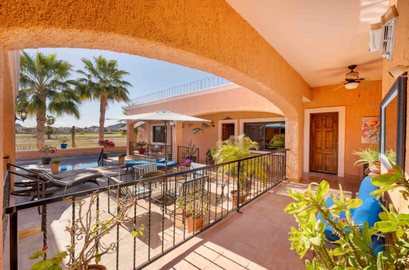 Casa Família – A Luxurious 5 Bedroom Coastal Retreat On The Golf Course In Nopolo, Loreto