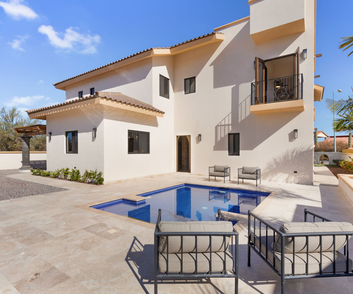 New Luxury Home With Garage And Private Pool In Nopolo, Loreto Bay