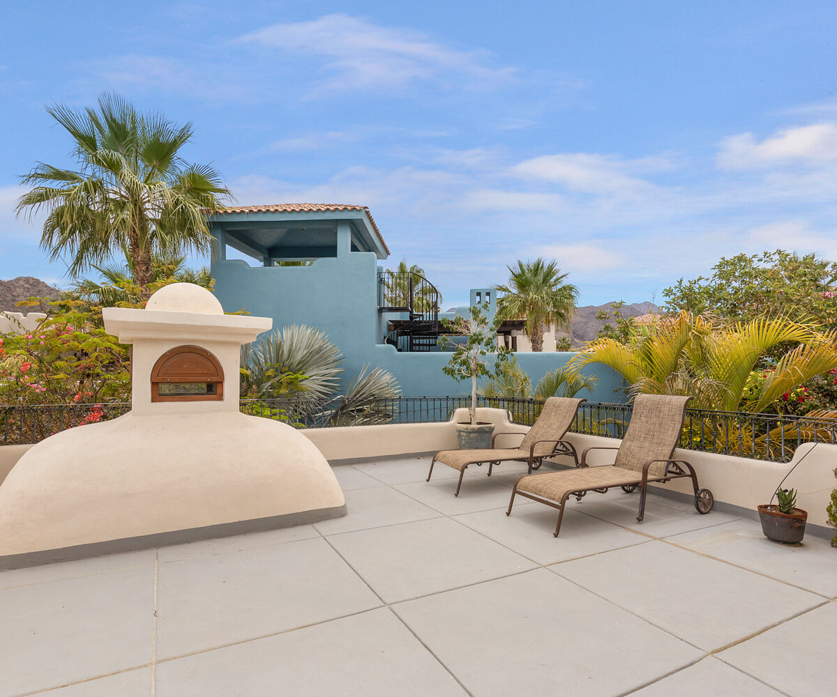 Welcome to Casa Jardin, FN227, a beautiful three bedroom three bathroom home in Loreto Bay steps from the beach