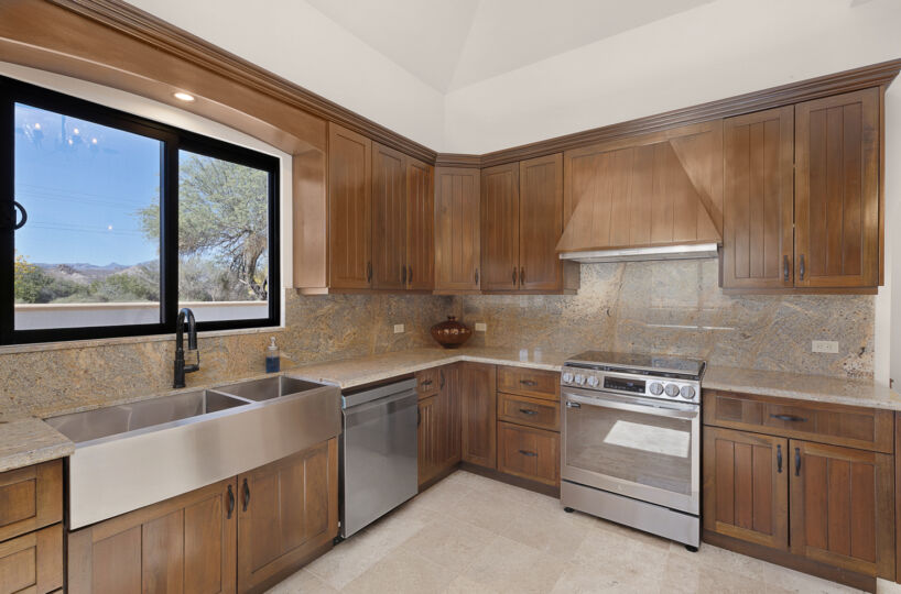 New Luxury Home With Garage And Private Pool In Nopolo, Loreto Bay