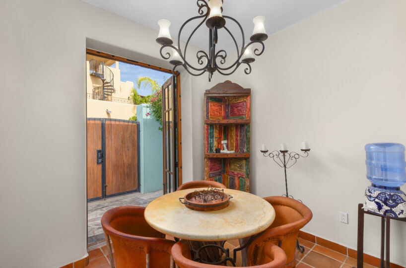 Casa Turquesa At Fn 117: Mision Loreto Properties. Call Today! Mexican Cell 044 613 116 6827 ~ USA cell 530-786-4395