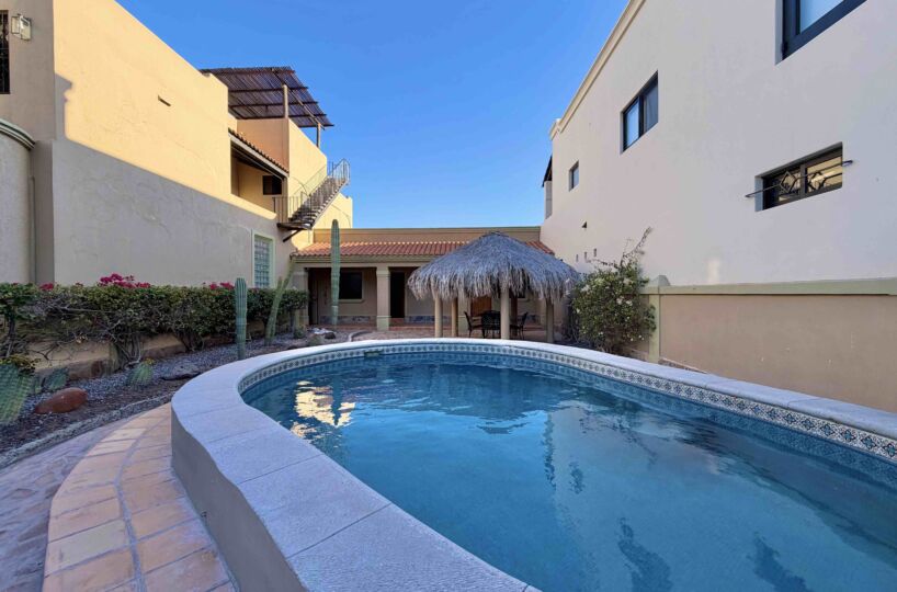 Historic Loreto Home on Rosenda Robles 4BR 5BA Mision Loreto Properties. Call Today! Mexican Cell 044 613 116 6827 ~ USA cell 530-786-4395