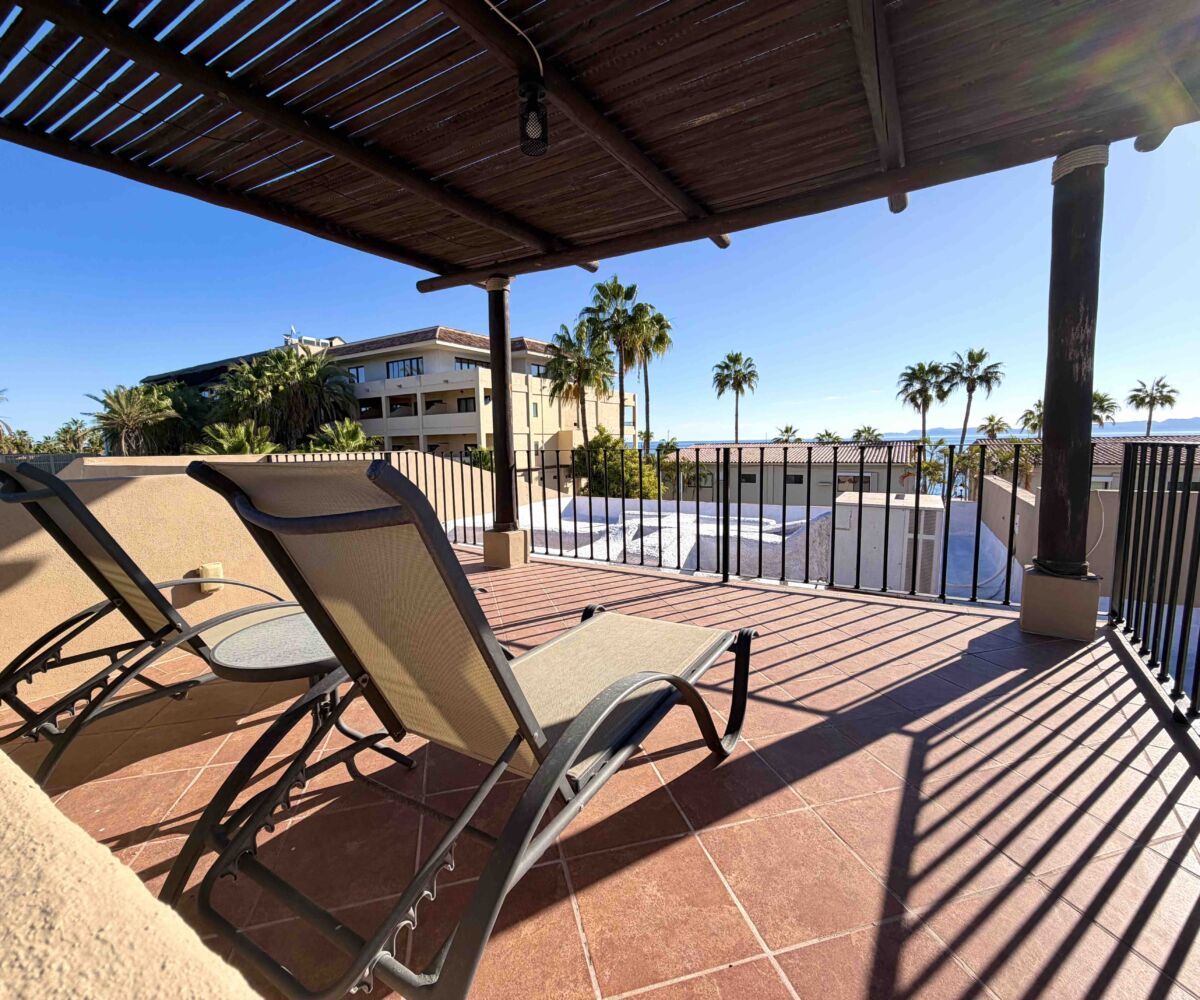 Historic Loreto Home on Rosenda Robles 4BR 5BA Mision Loreto Properties. Call Today! Mexican Cell 044 613 116 6827 ~ USA cell 530-786-4395