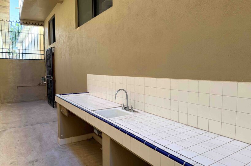 Historic Loreto Home on Rosenda Robles 4BR 5BA Mision Loreto Properties. Call Today! Mexican Cell 044 613 116 6827 ~ USA cell 530-786-4395