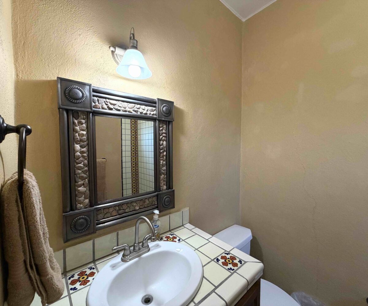 Historic Loreto Home on Rosenda Robles 4BR 5BA Mision Loreto Properties. Call Today! Mexican Cell 044 613 116 6827 ~ USA cell 530-786-4395