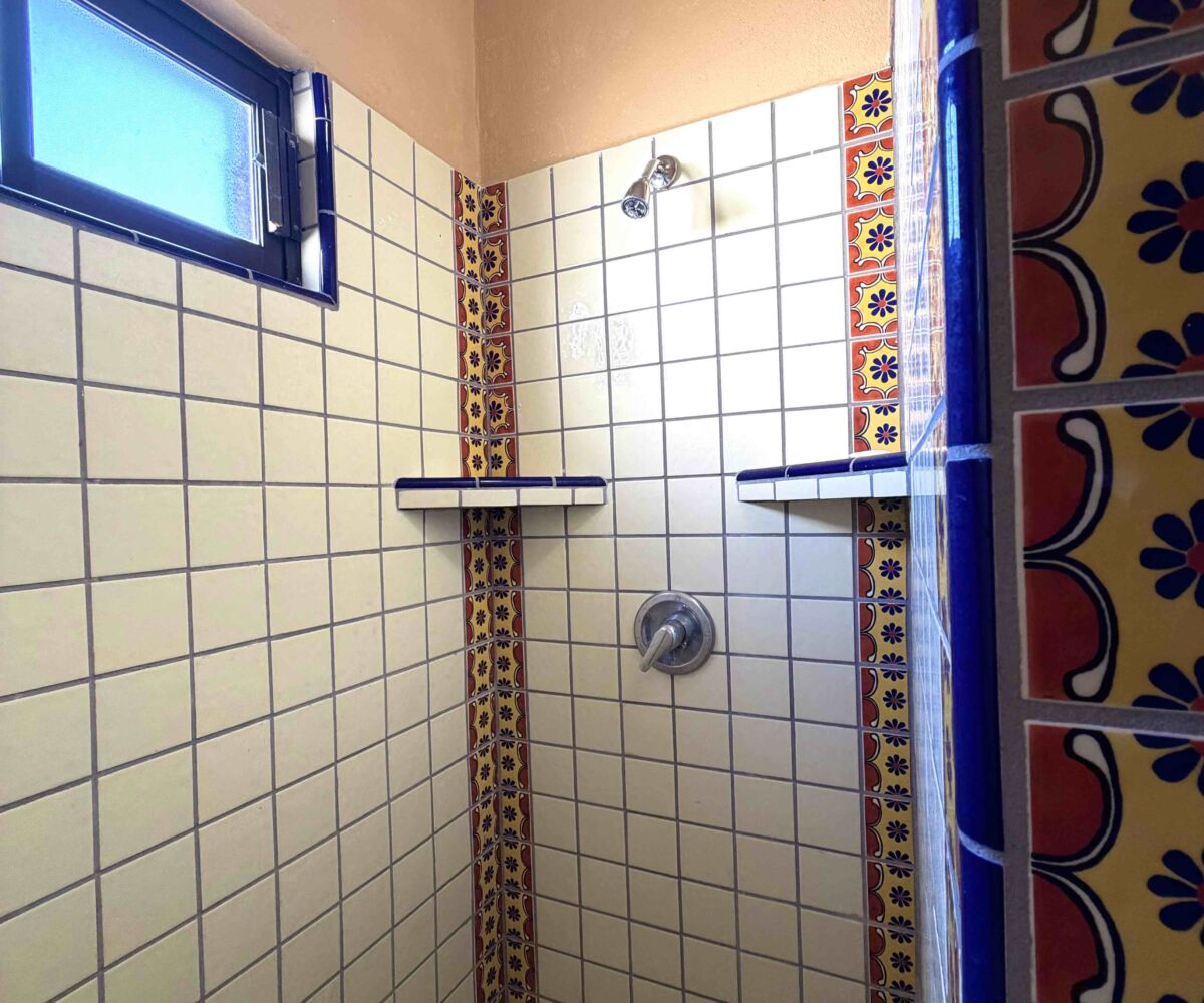 Historic Loreto Home on Rosenda Robles 4BR 5BA Mision Loreto Properties. Call Today! Mexican Cell 044 613 116 6827 ~ USA cell 530-786-4395