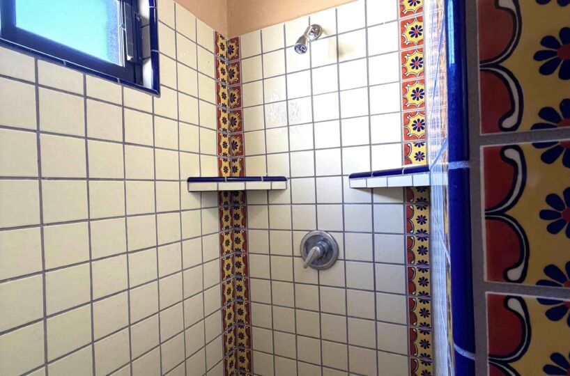 Historic Loreto Home on Rosenda Robles 4BR 5BA Mision Loreto Properties. Call Today! Mexican Cell 044 613 116 6827 ~ USA cell 530-786-4395