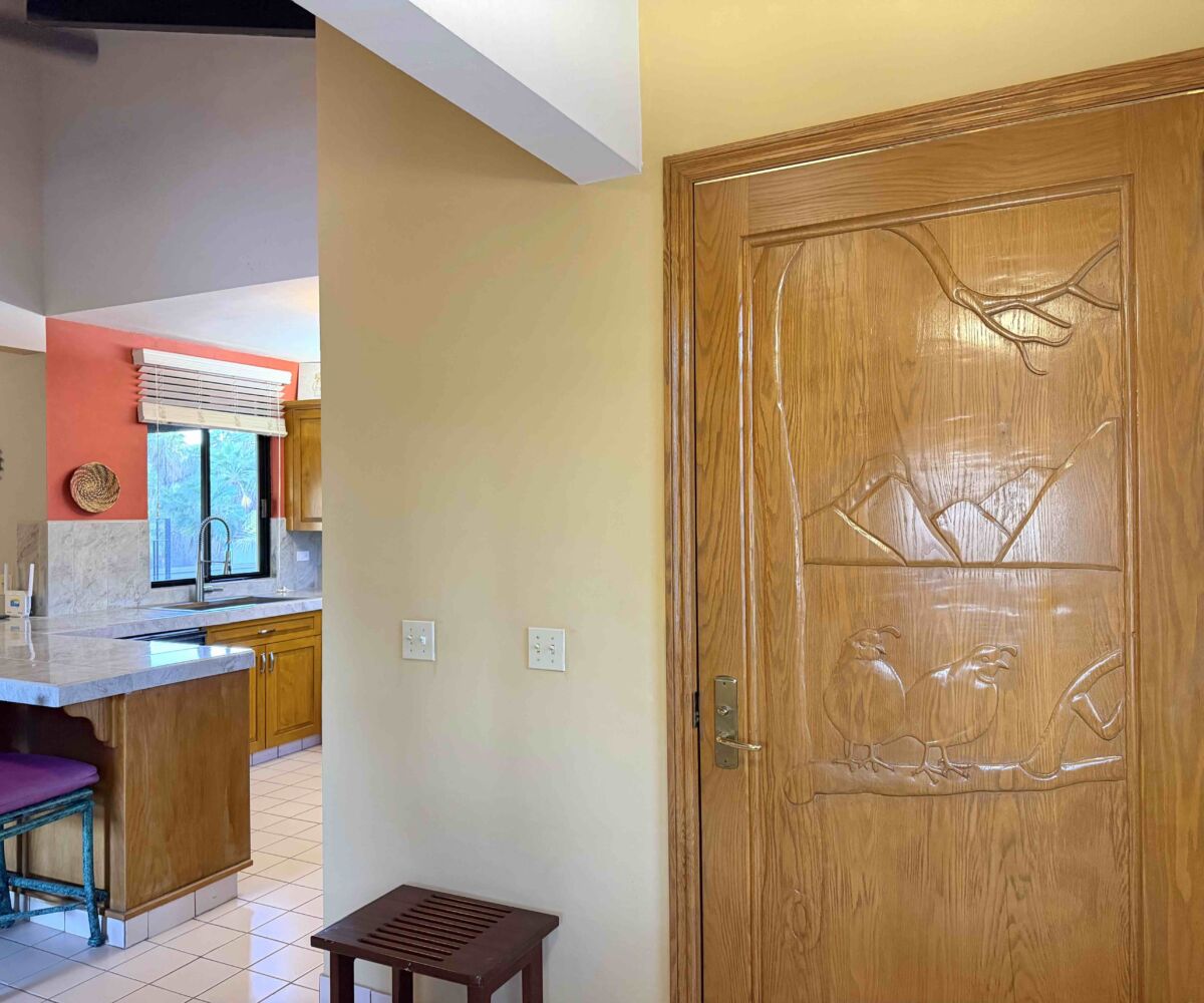 Historic Loreto Home on Rosenda Robles 4BR 5BA Mision Loreto Properties. Call Today! Mexican Cell 044 613 116 6827 ~ USA cell 530-786-4395