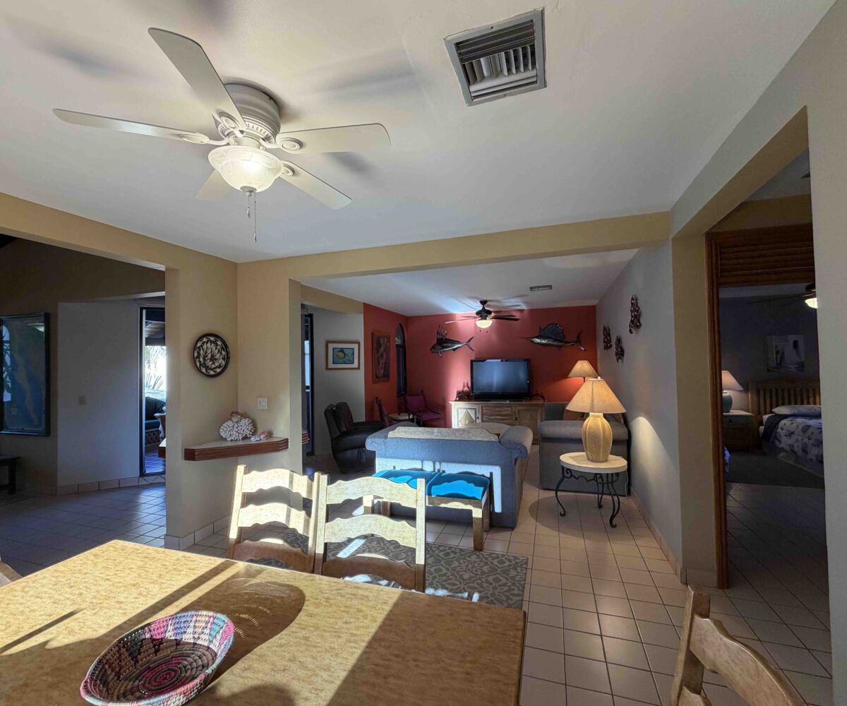 Historic Loreto Home on Rosenda Robles 4BR 5BA Mision Loreto Properties. Call Today! Mexican Cell 044 613 116 6827 ~ USA cell 530-786-4395