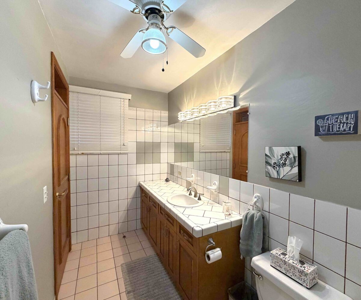 Historic Loreto Home on Rosenda Robles 4BR 5BA Mision Loreto Properties. Call Today! Mexican Cell 044 613 116 6827 ~ USA cell 530-786-4395