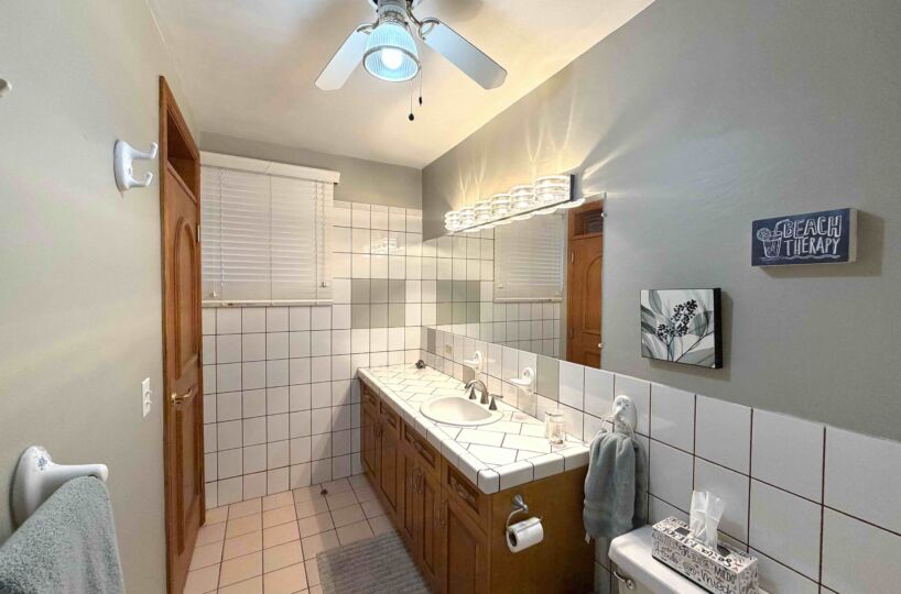 Historic Loreto Home on Rosenda Robles 4BR 5BA Mision Loreto Properties. Call Today! Mexican Cell 044 613 116 6827 ~ USA cell 530-786-4395