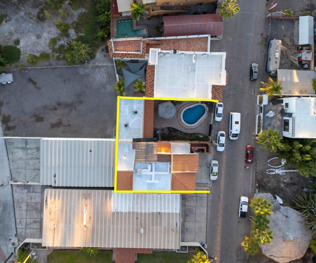 Historic Loreto Home on Rosenda Robles 4BR 5BA Mision Loreto Properties. Call Today! Mexican Cell 044 613 116 6827 ~ USA cell 530-786-4395