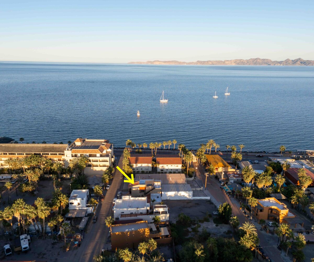 Historic Loreto Home on Rosenda Robles 4BR 5BA Mision Loreto Properties. Call Today! Mexican Cell 044 613 116 6827 ~ USA cell 530-786-4395