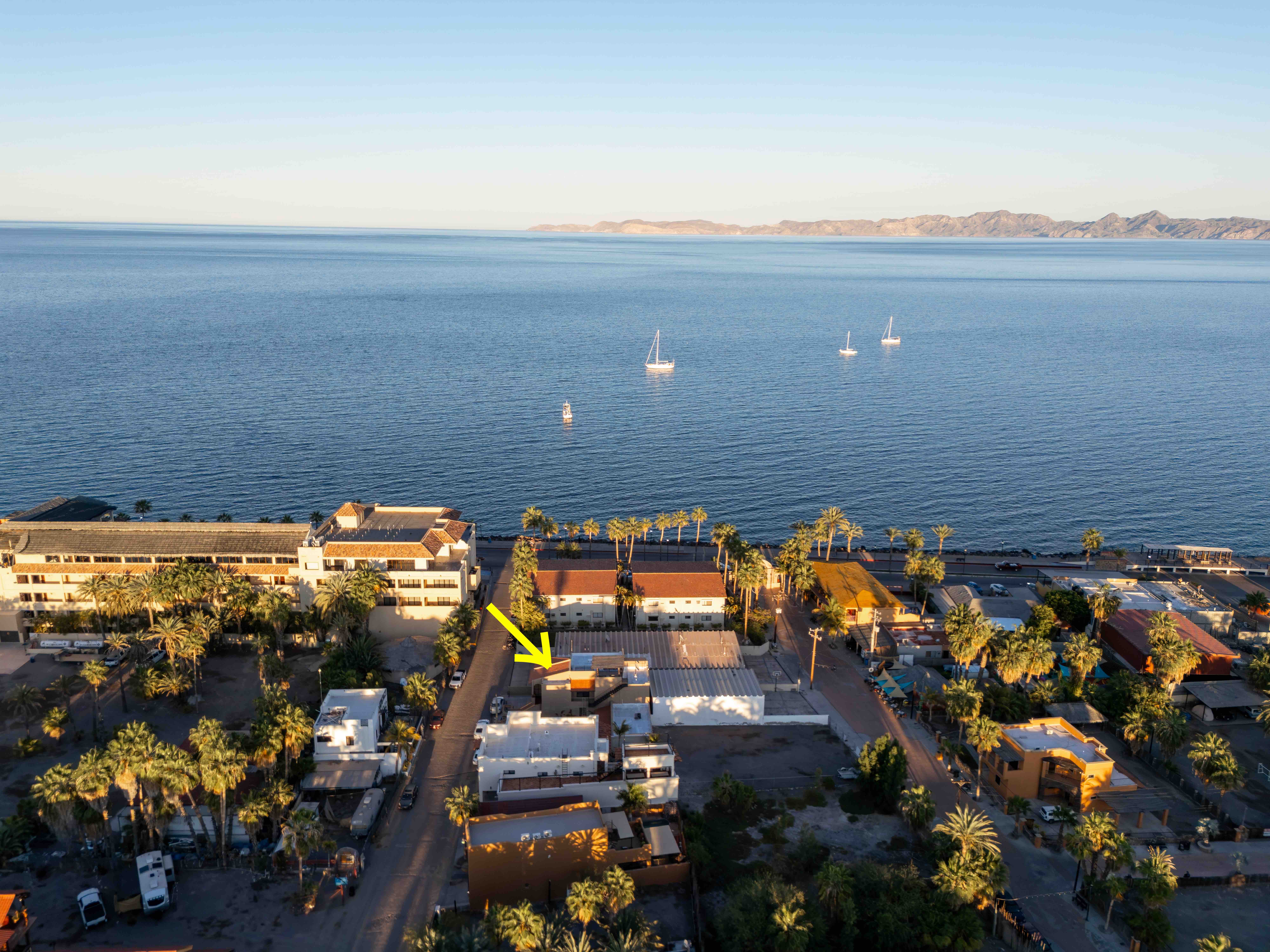 Historic Loreto Home on Rosenda Robles 4BR 5BA Mision Loreto Properties. Call Today! Mexican Cell 044 613 116 6827 ~ USA cell 530-786-4395