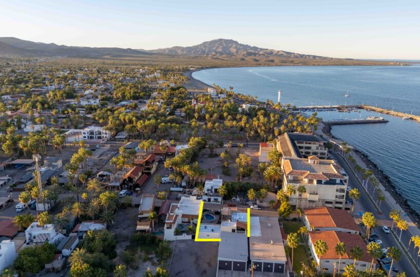 Historic Loreto Home on Rosenda Robles 4BR 5BA Mision Loreto Properties. Call Today! Mexican Cell 044 613 116 6827 ~ USA cell 530-786-4395