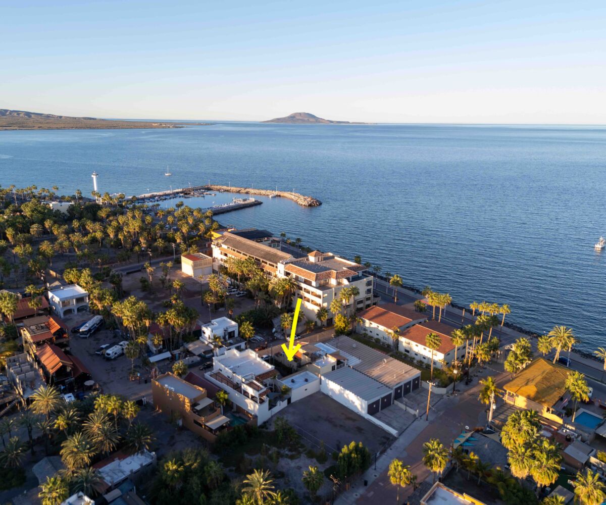 Historic Loreto Home on Rosenda Robles 4BR 5BA Mision Loreto Properties. Call Today! Mexican Cell 044 613 116 6827 ~ USA cell 530-786-4395