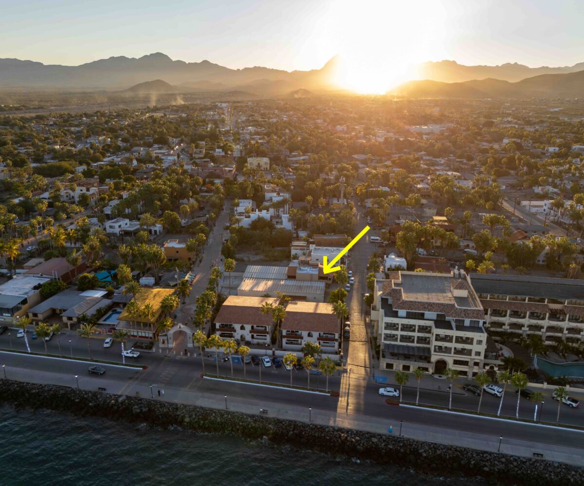Historic Loreto Home on Rosenda Robles 4BR 5BA Mision Loreto Properties. Call Today! Mexican Cell 044 613 116 6827 ~ USA cell 530-786-4395