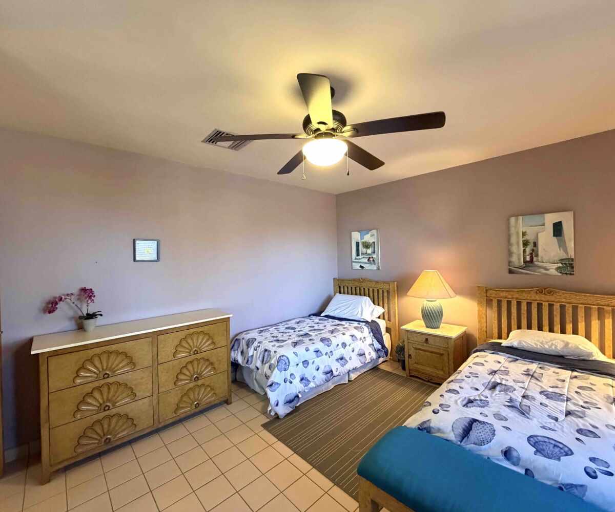 Historic Loreto Home on Rosenda Robles 4BR 5BA Mision Loreto Properties. Call Today! Mexican Cell 044 613 116 6827 ~ USA cell 530-786-4395