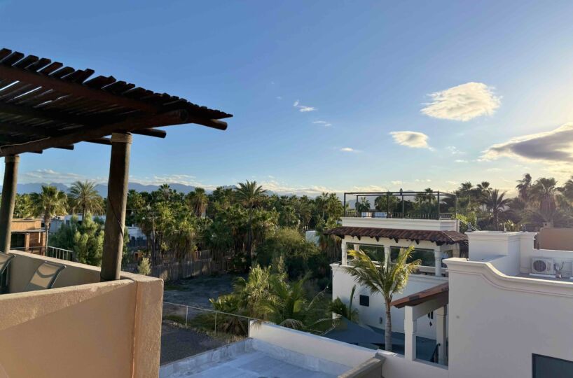 Historic Loreto Home on Rosenda Robles 4BR 5BA Mision Loreto Properties. Call Today! Mexican Cell 044 613 116 6827 ~ USA cell 530-786-4395