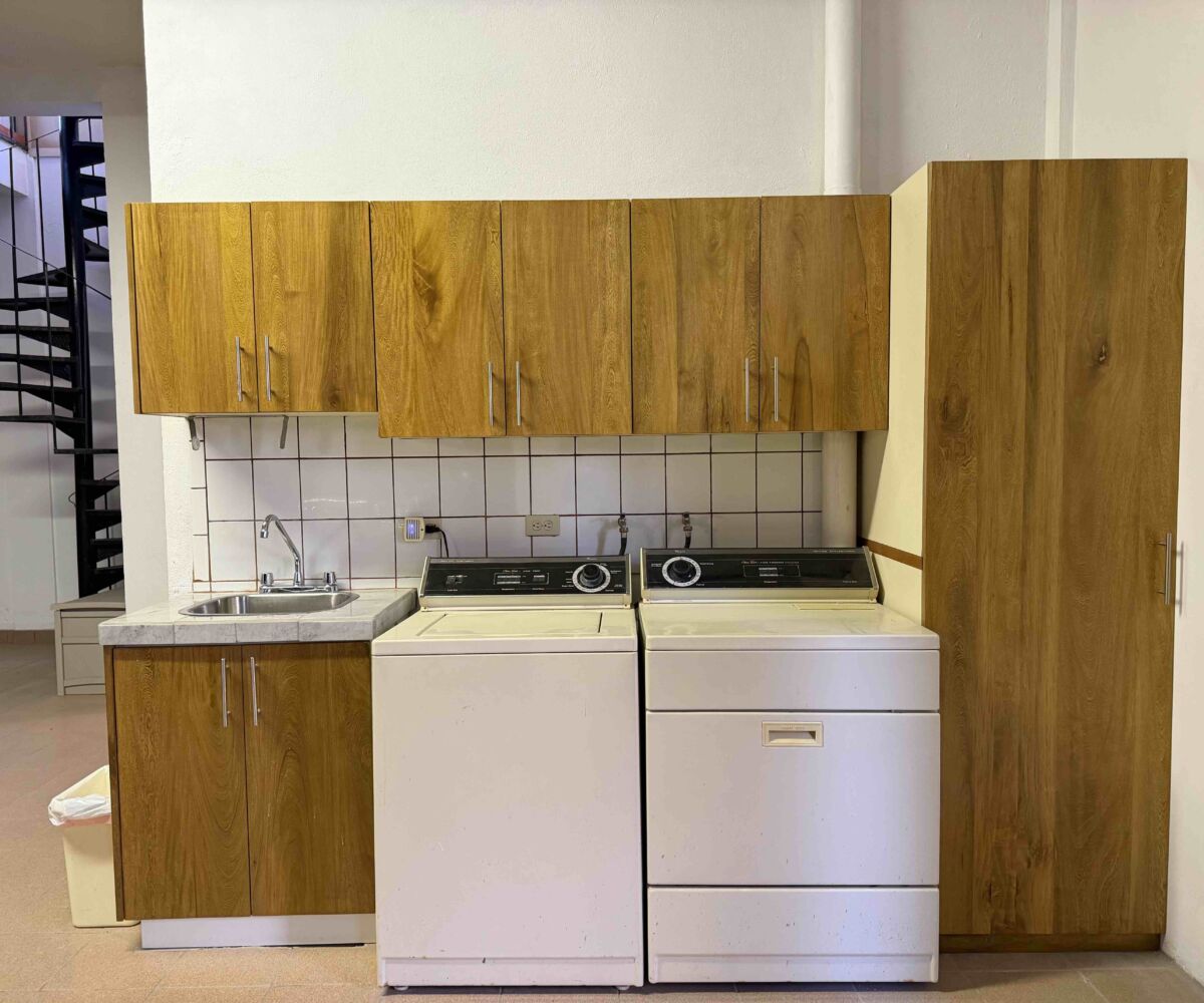 Historic Loreto Home on Rosenda Robles 4BR 5BA Mision Loreto Properties. Call Today! Mexican Cell 044 613 116 6827 ~ USA cell 530-786-4395