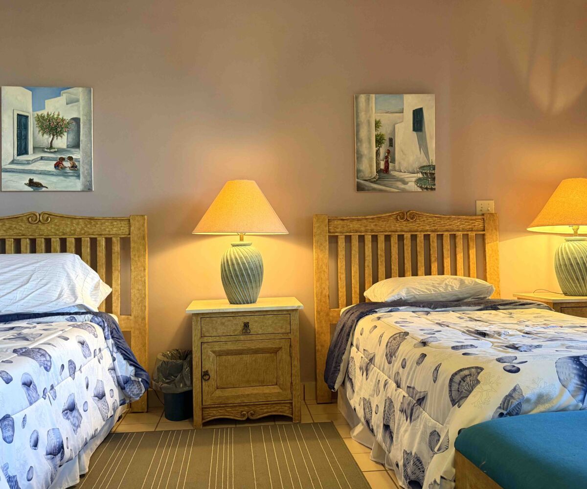 Historic Loreto Home on Rosenda Robles 4BR 5BA Mision Loreto Properties. Call Today! Mexican Cell 044 613 116 6827 ~ USA cell 530-786-4395